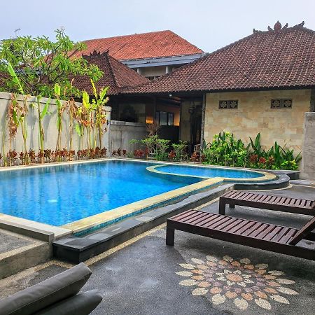 Taman Sari Cottages Kuta  Ngoại thất bức ảnh