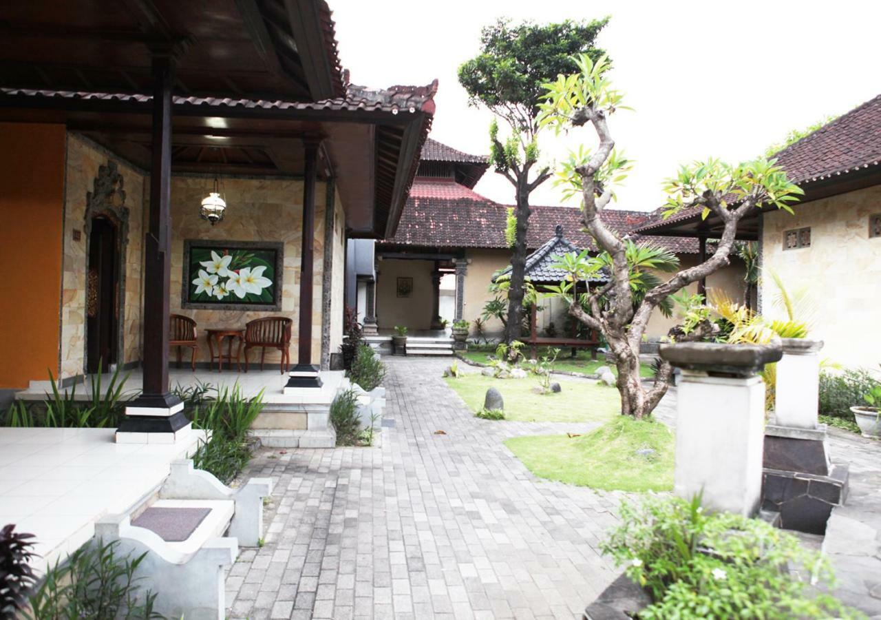 Taman Sari Cottages Kuta  Ngoại thất bức ảnh